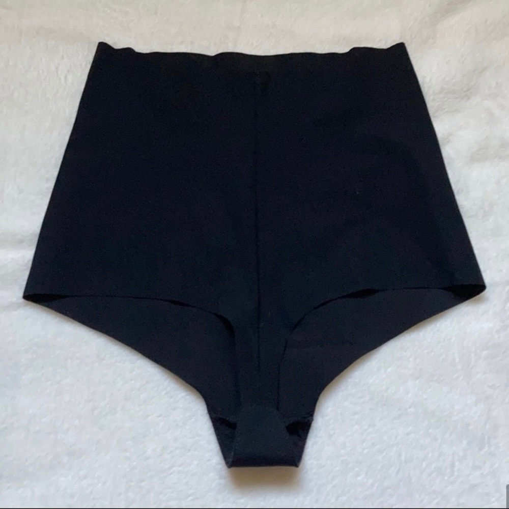 Commando Control Thong - Picture 4 of 7
